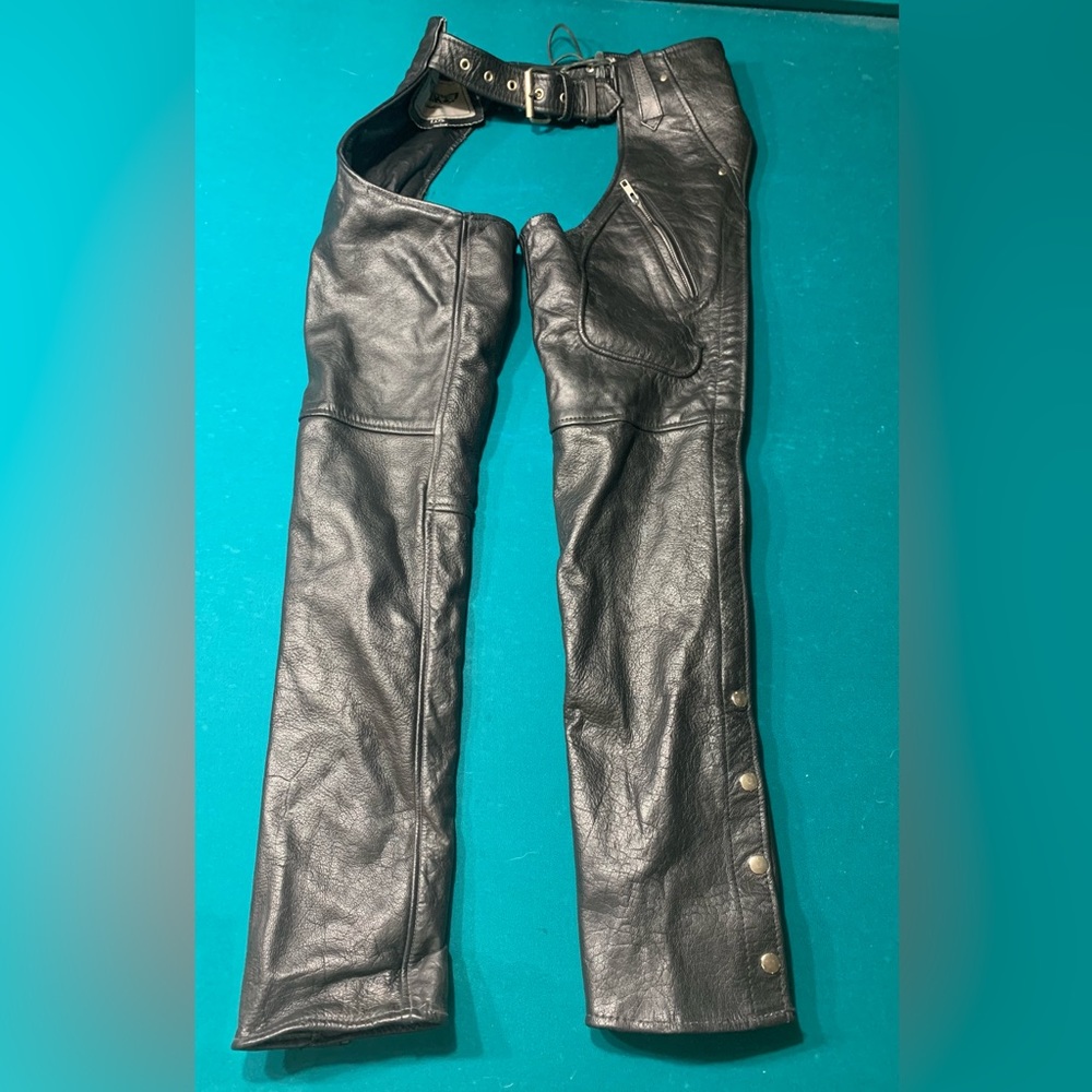 Unik woman’s leather chaps